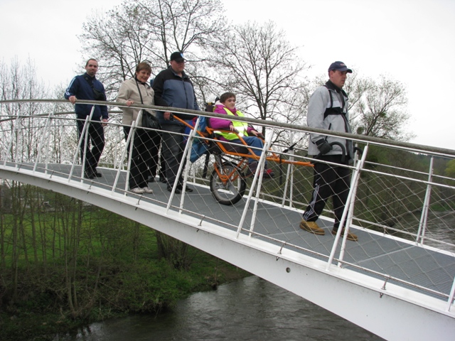 randonnée sportive avec joëlettes, Hotton, 2012